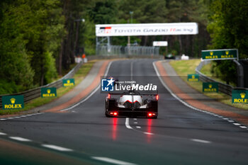 2024-06-16 - 10 CULLEN Ryan (gbr), PILET Patrick (fra), RICHELMI Stéphane (mco), Vector Sport, Oreca 07 - Gibson #10, LMP2, action during the 2024 24 Hours of Le Mans, 4th round of the 2024 FIA World Endurance Championship, on the Circuit des 24 Heures du Mans, from June 15 to 16, 2024 in Le Mans, France - 24 HEURES DU MANS 2024 - RACE - ENDURANCE - MOTORS