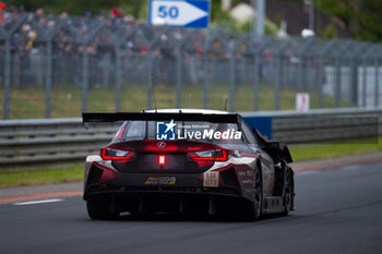 2024-06-16 - 87 HAWKSWORTH Jack (gbr), KIMURA Takeshi (jpn), MASSON Esteban (fra), Akkodis ASP Team, Lexus RC F GT3 #87, LM GT3, FIA WEC, action during the 2024 24 Hours of Le Mans, 4th round of the 2024 FIA World Endurance Championship, on the Circuit des 24 Heures du Mans, from June 15 to 16, 2024 in Le Mans, France - 24 HEURES DU MANS 2024 - RACE - ENDURANCE - MOTORS