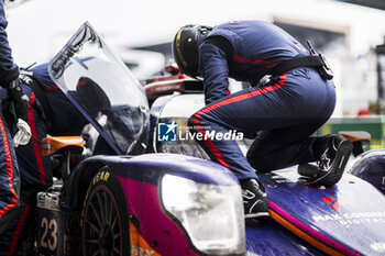 2024-06-16 - 23 KEATING Ben (usa), ALBUQUERQUE Filipe (prt), HANLEY Ben (gbr), United Autosports USA, Oreca 07 - Gibson #23 PRO/AM, LMP2, action during the 2024 24 Hours of Le Mans, 4th round of the 2024 FIA World Endurance Championship, on the Circuit des 24 Heures du Mans, from June 15 to 16, 2024 in Le Mans, France - 24 HEURES DU MANS 2024 - RACE - ENDURANCE - MOTORS