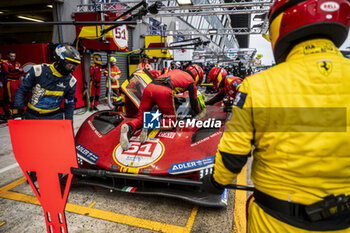 2024-06-16 - 51 PIER GUIDI Alessandro (ita), CALADO James (gbr), GIOVINAZZI Antonio (ita), Ferrari AF Corse, Ferrari 499P #51, Hypercar, FIA WEC, action during the 2024 24 Hours of Le Mans, 4th round of the 2024 FIA World Endurance Championship, on the Circuit des 24 Heures du Mans, from June 15 to 16, 2024 in Le Mans, France - 24 HEURES DU MANS 2024 - RACE - ENDURANCE - MOTORS