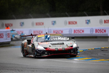 2024-06-16 - 55 HERIAU François (fra), MANN Simon (usa), ROVERA Alessio (ita), Vista AF Corse, Ferrari 296 GT3 #55, LM GT3, FIA WEC, action during the 2024 24 Hours of Le Mans, 4th round of the 2024 FIA World Endurance Championship, on the Circuit des 24 Heures du Mans, from June 15 to 16, 2024 in Le Mans, France - 24 HEURES DU MANS 2024 - RACE - ENDURANCE - MOTORS