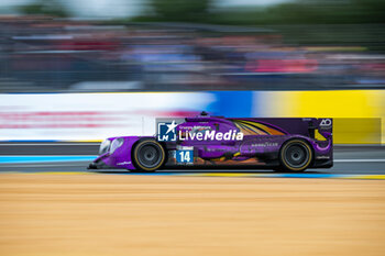 2024-06-16 - 14 HYETT PJ (usa), DELETRAZ Louis (swi), QUINN Alex (gbr), AO by TF, Oreca 07 - Gibson #14, LMP2 PRO/AM, action during the 2024 24 Hours of Le Mans, 4th round of the 2024 FIA World Endurance Championship, on the Circuit des 24 Heures du Mans, from June 15 to 16, 2024 in Le Mans, France - 24 HEURES DU MANS 2024 - RACE - ENDURANCE - MOTORS