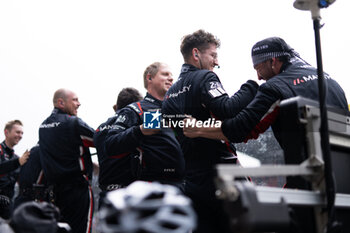 2024-06-16 - Porsche Manthey Purerxcing celebrates their win during the 2024 24 Hours of Le Mans, 4th round of the 2024 FIA World Endurance Championship, on the Circuit des 24 Heures du Mans, from June 15 to 16, 2024 in Le Mans, France - 24 HEURES DU MANS 2024 - RACE - ENDURANCE - MOTORS