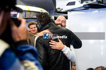 2024-06-16 - Porsche Manthey Purerxcing celebrates their win with SHAHIN Yasser (aus), during the 2024 24 Hours of Le Mans, 4th round of the 2024 FIA World Endurance Championship, on the Circuit des 24 Heures du Mans, from June 15 to 16, 2024 in Le Mans, France - 24 HEURES DU MANS 2024 - RACE - ENDURANCE - MOTORS