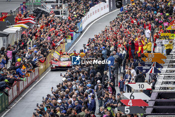 2024-06-16 - 50 FUOCO Antonio (ita), MOLINA Miguel (spa), NIELSEN Nicklas (dnk), Ferrari AF Corse, Ferrari 499P #50, Hypercar, FIA WEC, finish line, arrivee, portrait during the 2024 24 Hours of Le Mans, 4th round of the 2024 FIA World Endurance Championship, on the Circuit des 24 Heures du Mans, from June 15 to 16, 2024 in Le Mans, France - 24 HEURES DU MANS 2024 - RACE - ENDURANCE - MOTORS