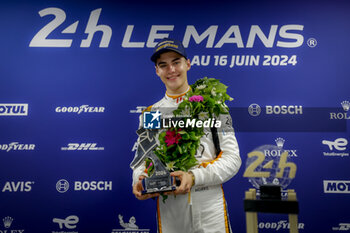 2024-06-16 - Trophy Goodyear Wing Foot, SCHURING Morris (nld), Manthey EMA, Porsche 911 GT3 R #91, LM GT3, FIA WEC, portraitduring the 2024 24 Hours of Le Mans, 4th round of the 2024 FIA World Endurance Championship, on the Circuit des 24 Heures du Mans, from June 15 to 16, 2024 in Le Mans, France - 24 HEURES DU MANS 2024 - RACE - ENDURANCE - MOTORS