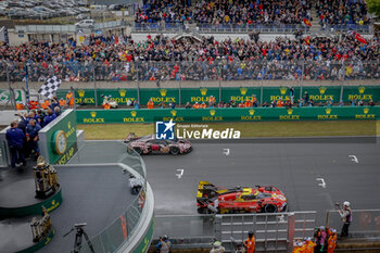 2024-06-16 - arrivee, finish line, 50 FUOCO Antonio (ita), MOLINA Miguel (spa), NIELSEN Nicklas (dnk), Ferrari AF Corse, Ferrari 499P #50, Hypercar, FIA WEC, action during the 2024 24 Hours of Le Mans, 4th round of the 2024 FIA World Endurance Championship, on the Circuit des 24 Heures du Mans, from June 15 to 16, 2024 in Le Mans, France - 24 HEURES DU MANS 2024 - RACE - ENDURANCE - MOTORS