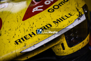 2024-06-16 - 83 KUBICA Robert (pol), SHWARTZMAN Robert (isr), YE Yifei (chn), AF Corse, Ferrari 499P #83, Hypercar, FIA WEC, pitstop, arrêt aux stands during the 2024 24 Hours of Le Mans, 4th round of the 2024 FIA World Endurance Championship, on the Circuit des 24 Heures du Mans, from June 15 to 16, 2024 in Le Mans, France - 24 HEURES DU MANS 2024 - RACE - ENDURANCE - MOTORS