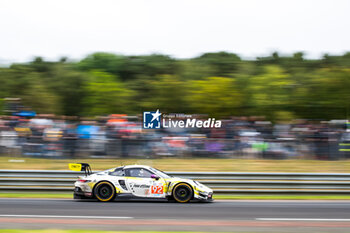 2024-06-16 - 92 MALYKHIN Aliaksandr (kna), STURM Joel (ger), BACHLER Klaus (aut), Manthey Purerxcing, Porsche 911 GT3 R #91, LM GT3, FIA WEC, action during the 2024 24 Hours of Le Mans, 4th round of the 2024 FIA World Endurance Championship, on the Circuit des 24 Heures du Mans, from June 15 to 16, 2024 in Le Mans, France - 24 HEURES DU MANS 2024 - RACE - ENDURANCE - MOTORS