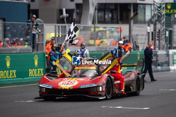 2024-06-16 - 50 FUOCO Antonio (ita), MOLINA Miguel (spa), NIELSEN Nicklas (dnk), Ferrari AF Corse, Ferrari 499P #50, Hypercar, FIA WEC, action during the podium of the 2024 24 Hours of Le Mans, 4th round of the 2024 FIA World Endurance Championship, on the Circuit des 24 Heures du Mans, from June 15 to 16, 2024 in Le Mans, France - 24 HEURES DU MANS 2024 - PODIUM - ENDURANCE - MOTORS