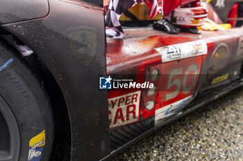 2024-06-16 - 50 FUOCO Antonio (ita), MOLINA Miguel (spa), NIELSEN Nicklas (dnk), Ferrari AF Corse, Ferrari 499P #50, Hypercar, FIA WEC, ambiance during the podium of the 2024 24 Hours of Le Mans, 4th round of the 2024 FIA World Endurance Championship, on the Circuit des 24 Heures du Mans, from June 15 to 16, 2024 in Le Mans, France - 24 HEURES DU MANS 2024 - PODIUM - ENDURANCE - MOTORS