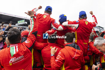 2024-06-16 - 50 FUOCO Antonio (ita), MOLINA Miguel (spa), NIELSEN Nicklas (dnk), Ferrari AF Corse, Ferrari 499P #50, Hypercar, FIA WEC, ambiance during the podium of the 2024 24 Hours of Le Mans, 4th round of the 2024 FIA World Endurance Championship, on the Circuit des 24 Heures du Mans, from June 15 to 16, 2024 in Le Mans, France - 24 HEURES DU MANS 2024 - PODIUM - ENDURANCE - MOTORS