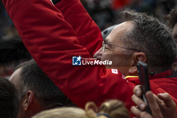 2024-06-16 - Ferrari mecaniciens, mechanics, illustration during the podium of the 2024 24 Hours of Le Mans, 4th round of the 2024 FIA World Endurance Championship, on the Circuit des 24 Heures du Mans, from June 15 to 16, 2024 in Le Mans, France - 24 HEURES DU MANS 2024 - PODIUM - ENDURANCE - MOTORS