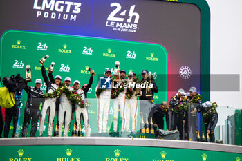 2024-06-16 - Podium, 91 LIETZ Richard (aut), SCHURING Morris (nld), SHAHIN Yasser (aus), Manthey EMA, Porsche 911 GT3 R #91, LM GT3, FIA WEC, 31 FARFUS Augusto (bra), GELAEL Sean (ind), LEUNG Darren (gbr), Team WRT, BMW M4 GT3 #31, LM GT3, FIA WEC, 88 OLSEN Dennis (dnk), PEDERSEN Mikkel (dnk), RODA Giorgio (ita), Proton Competition, Ford Mustang GT3 #88, LM GT3, FIA WEC during the podium of the 2024 24 Hours of Le Mans, 4th round of the 2024 FIA World Endurance Championship, on the Circuit des 24 Heures du Mans, from June 15 to 16, 2024 in Le Mans, France - 24 HEURES DU MANS 2024 - PODIUM - ENDURANCE - MOTORS