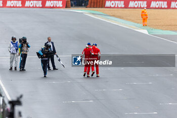 2024-06-16 - MOLINA Miguel (spa), Ferrari AF Corse, Ferrari 499P #50, Hypercar, FIA WEC, portrait, FUOCO Antonio (ita), Ferrari AF Corse, Ferrari 499P #50, Hypercar, FIA WEC, portrait during the podium of the 2024 24 Hours of Le Mans, 4th round of the 2024 FIA World Endurance Championship, on the Circuit des 24 Heures du Mans, from June 15 to 16, 2024 in Le Mans, France - 24 HEURES DU MANS 2024 - PODIUM - ENDURANCE - MOTORS