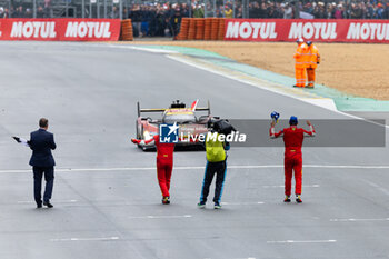 2024-06-16 - MOLINA Miguel (spa), Ferrari AF Corse, Ferrari 499P #50, Hypercar, FIA WEC, portrait, FUOCO Antonio (ita), Ferrari AF Corse, Ferrari 499P #50, Hypercar, FIA WEC, portrait, NIELSEN Nicklas (dnk), Ferrari AF Corse, Ferrari 499P #50, Hypercar, FIA WEC, portrait during the podium of the 2024 24 Hours of Le Mans, 4th round of the 2024 FIA World Endurance Championship, on the Circuit des 24 Heures du Mans, from June 15 to 16, 2024 in Le Mans, France - 24 HEURES DU MANS 2024 - PODIUM - ENDURANCE - MOTORS