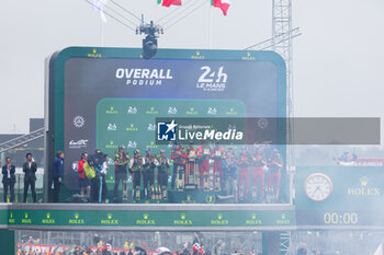 2024-06-16 - 50 FUOCO Antonio (ita), MOLINA Miguel (spa), NIELSEN Nicklas (dnk), Ferrari AF Corse, Ferrari 499P #50, Hypercar, FIA WEC, action, 07 LOPEZ José María (arg), KOBAYASHI Kamui (jpn), DE VRIES Nyck (nld), Toyota Gazoo Racing, Toyota GR010 - Hybrid #07, Hypercar, FIA WEC, action, 51 PIER GUIDI Alessandro (ita), CALADO James (gbr), GIOVINAZZI Antonio (ita), Ferrari AF Corse, Ferrari 499P #51, Hypercar, FIA WEC, podium, portrait during the podium of the 2024 24 Hours of Le Mans, 4th round of the 2024 FIA World Endurance Championship, on the Circuit des 24 Heures du Mans, from June 15 to 16, 2024 in Le Mans, France - 24 HEURES DU MANS 2024 - PODIUM - ENDURANCE - MOTORS