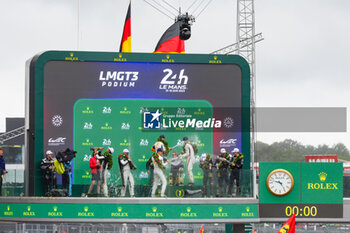 2024-06-16 - 91 LIETZ Richard (aut), SCHURING Morris (nld), SHAHIN Yasser (aus), Manthey EMA, Porsche 911 GT3 R #91, LM GT3, FIA WEC, action, 31 FARFUS Augusto (bra), GELAEL Sean (ind), LEUNG Darren (gbr), Team WRT, BMW M4 GT3 #31, LM GT3, FIA WEC, action, 88 OLSEN Dennis (dnk), PEDERSEN Mikkel (dnk), RODA Giorgio (ita), Proton Competition, Ford Mustang GT3 #88, LM GT3, FIA WEC, podium, portrait during the podium of the 2024 24 Hours of Le Mans, 4th round of the 2024 FIA World Endurance Championship, on the Circuit des 24 Heures du Mans, from June 15 to 16, 2024 in Le Mans, France - 24 HEURES DU MANS 2024 - PODIUM - ENDURANCE - MOTORS