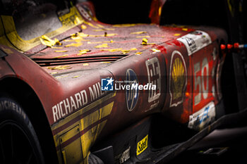 2024-06-16 - 50 FUOCO Antonio (ita), MOLINA Miguel (spa), NIELSEN Nicklas (dnk), Ferrari AF Corse, Ferrari 499P #50, Hypercar, FIA WEC, ambiance portrait victoire winner during the podium of the 2024 24 Hours of Le Mans, 4th round of the 2024 FIA World Endurance Championship, on the Circuit des 24 Heures du Mans, from June 15 to 16, 2024 in Le Mans, France - 24 HEURES DU MANS 2024 - PODIUM - ENDURANCE - MOTORS