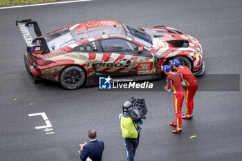 2024-06-16 - 31 FARFUS Augusto (bra), GELAEL Sean (ind), LEUNG Darren (gbr), Team WRT, BMW M4 GT3 #31, LM GT3, FIA WEC, action, FUOCO Antonio (ita), Ferrari AF Corse, Ferrari 499P #50, Hypercar, FIA WEC, portrait, MOLINA Miguel (spa), Ferrari AF Corse, Ferrari 499P #50, Hypercar, FIA WEC, portrait during the 2024 24 Hours of Le Mans, 4th round of the 2024 FIA World Endurance Championship, on the Circuit des 24 Heures du Mans, from June 15 to 16, 2024 in Le Mans, France - 24 HEURES DU MANS 2024 - PODIUM - ENDURANCE - MOTORS