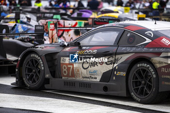 2024-06-16 - Parc Fermé, 87 HAWKSWORTH Jack (gbr), KIMURA Takeshi (jpn), MASSON Esteban (fra), Akkodis ASP Team, Lexus RC F GT3 #87, LM GT3, FIA WEC, action during the podium of the 2024 24 Hours of Le Mans, 4th round of the 2024 FIA World Endurance Championship, on the Circuit des 24 Heures du Mans, from June 15 to 16, 2024 in Le Mans, France - 24 HEURES DU MANS 2024 - PODIUM - ENDURANCE - MOTORS