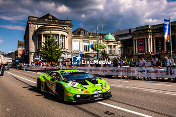 2024-06-26 - 19 LLARENA Mateo (ita), COOK Hugo (gbr), QUARAJOULI Haytham (kwt), MOULIN Baptiste (bel), Lamborghini Huracan GT3 EVO 2, ambiance, parade during the 2024 CrowdStrike 24 Hours of Spa, 2nd race of the 2024 GT World Challenge Europe Endurance Cup, from June 26 to 30, 2024 on Circuit de Spa-Francorchamps, in Stavelot, Belgium - AUTO - 2024 HOURS OF SPA - ENDURANCE - MOTORS