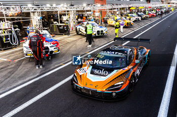 2024-06-27 - 27 RADCLIFFE Mark (gbr), MILLROY Ollie (are), BELL Rob (gbr), RUEDA Fran (esp), Maclaren 720S GT3 EVO, action, pitlane, during the 2024 CrowdStrike 24 Hours of Spa, 2nd race of the 2024 GT World Challenge Europe Endurance Cup, from June 26 to 30, 2024 on Circuit de Spa-Francorchamps, in Stavelot, Belgium - AUTO - 2024 HOURS OF SPA - ENDURANCE - MOTORS