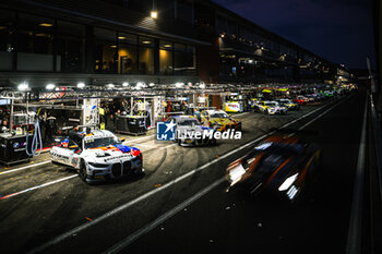 2024-06-27 - 32 VAN DER LINDE Sheldon (zaf), VANTHOOR Dries (bel), WEERTS Charles (bel), BMW M4 GT3, ambiance, pitlane, during the 2024 CrowdStrike 24 Hours of Spa, 2nd race of the 2024 GT World Challenge Europe Endurance Cup, from June 26 to 30, 2024 on Circuit de Spa-Francorchamps, in Stavelot, Belgium - AUTO - 2024 HOURS OF SPA - ENDURANCE - MOTORS