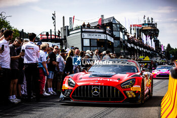 2024-06-29 - 03 BARTONE Anthony (usa), KELL James (gbr), METTLER Yannick (che), WALKER Aaron (gbr), Mercedes AMG GT3 EVO, ambiance during the 2024 CrowdStrike 24 Hours of Spa, 2nd race of the 2024 GT World Challenge Europe Endurance Cup, from June 26 to 30, 2024 on Circuit de Spa-Francorchamps, in Stavelot, Belgium - AUTO - 2024 HOURS OF SPA - ENDURANCE - MOTORS