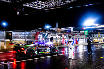 2024-06-30 - 78 BECHTOLSHEIMER Till (usa), DOQUIN Antoine (fra), MITCHELL Sandy (gbr), COLLARD Ricky (gbr), Lamborghini Huracan GT3 EVO, pitlane, during the 2024 CrowdStrike 24 Hours of Spa, 2nd race of the 2024 GT World Challenge Europe Endurance Cup, from June 26 to 30, 2024 on Circuit de Spa-Francorchamps, in Stavelot, Belgium - AUTO - 2024 HOURS OF SPA - ENDURANCE - MOTORS