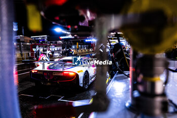 2024-06-30 - 93 FROGGATT Christopher (gbr), HUI Jonathan (hkg), CHEEVER Eddie (ita), WADOUX Lilou (fra), Ferrari 296 GT3, pitstop, arrêt aux stands during the 2024 CrowdStrike 24 Hours of Spa, 2nd race of the 2024 GT World Challenge Europe Endurance Cup, from June 26 to 30, 2024 on Circuit de Spa-Francorchamps, in Stavelot, Belgium - AUTO - 2024 HOURS OF SPA - ENDURANCE - MOTORS