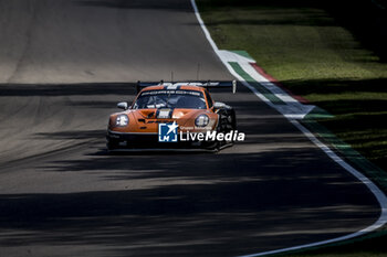 2024-07-05 - 60 SCHIAVONI Claudio (swi), CRESSONI Matteo (ita), ANDLAUER Julien (fra), Proton Competition, Porsche 911 GT3 R LMGT3, action during the 4 Hours of Imola 2024, 3rd round of the 2024 European Le Mans Series on the Autodromo Internazionale Enzo e Dino Ferrari from July 5 to 7, 2024 in Imola, Italy - AUTO - ELMS - 4 HOURS OF IMOLA 2024 - ENDURANCE - MOTORS