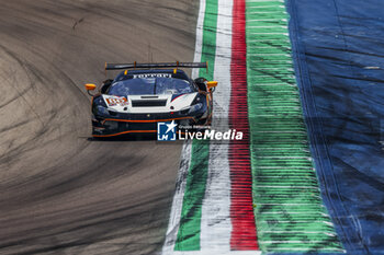 2024-07-06 - 86 WAINWRIGHT Michael (fra), PERA Riccardo (ita), RIGON Davide (ita), GR Racing, Ferrari 296 LMGT3, actionduring the 4 Hours of Imola 2024, 3rd round of the 2024 European Le Mans Series on the Autodromo Internazionale Enzo e Dino Ferrari from July 5 to 7, 2024 in Imola, Italy - AUTO - ELMS - 4 HOURS OF IMOLA 2024 - ENDURANCE - MOTORS