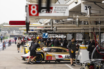 2024-07-11 - 12 STEVENS Will (gbr), NATO Norman (fra), ILOTT Callum (gbr), Hertz Team Jota, Porsche 963 #12, Hypercar, ambianc during the 2024 Rolex 6 Hours of Sao Paulo, 5th round of the 2024 FIA World Endurance Championship, from July 12 to 14, 2024 on the Autódromo José Carlos Pace in Interlagos, Brazil - FIA WEC - 6 HOURS OF SAO PAULO 2024 - ENDURANCE - MOTORS