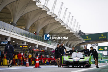 2024-07-11 - 63 BORTOLOTTI Mirko (ita), MORTARA Edoardo (swi), KVYAT Daniil (ita), Lamborghini Iron Lynx, Lamborghini SC63 #63, Hypercar, ambiance during the 2024 Rolex 6 Hours of Sao Paulo, 5th round of the 2024 FIA World Endurance Championship, from July 12 to 14, 2024 on the Autódromo José Carlos Pace in Interlagos, Brazil - FIA WEC - 6 HOURS OF SAO PAULO 2024 - ENDURANCE - MOTORS