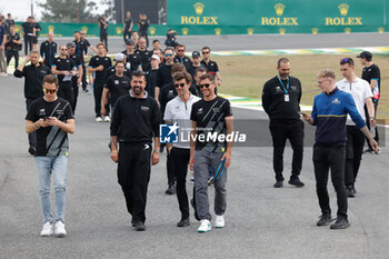 2024-07-11 - VANDOORNE Stoffel (bel), Peugeot TotalEnergies, Peugeot 9x8, portrait, DUVAL Loïc (fra), Peugeot TotalEnergies, Peugeot 9x8, portrait, trackwalk, during the 2024 Rolex 6 Hours of Sao Paulo, 5th round of the 2024 FIA World Endurance Championship, from July 12 to 14, 2024 on the Autódromo José Carlos Pace in Interlagos, Brazil - FIA WEC - 6 HOURS OF SAO PAULO 2024 - ENDURANCE - MOTORS