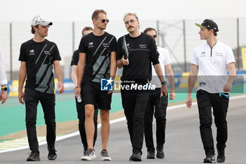 2024-07-11 - MULLER Nico (swi), Peugeot TotalEnergies, Peugeot 9x8, portrait, VERGNE Jean-Eric (fra), Peugeot TotalEnergies, Peugeot 9x8, portrait, trackwalk, during the 2024 Rolex 6 Hours of Sao Paulo, 5th round of the 2024 FIA World Endurance Championship, from July 12 to 14, 2024 on the Autódromo José Carlos Pace in Interlagos, Brazil - FIA WEC - 6 HOURS OF SAO PAULO 2024 - ENDURANCE - MOTORS