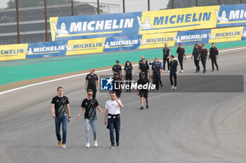 2024-07-11 - DI RESTA Paul (gbr), Peugeot TotalEnergies, Peugeot 9x8, portrait, VANDOORNE Stoffel (bel), Peugeot TotalEnergies, Peugeot 9x8, portrait, trackwalk, during the 2024 Rolex 6 Hours of Sao Paulo, 5th round of the 2024 FIA World Endurance Championship, from July 12 to 14, 2024 on the Autódromo José Carlos Pace in Interlagos, Brazil - FIA WEC - 6 HOURS OF SAO PAULO 2024 - ENDURANCE - MOTORS