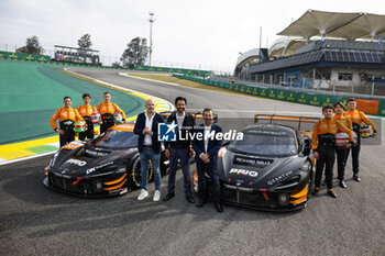 2024-07-11 - NUNES Ricardo, mayor of Sao Paulo, COSTA Nicolas (bra), United Autosports, McLaren 720S GT3 Evo, FILLON Pierre (fra), President of ACO, LEQUIEN Frédéric (fra), CEO of the FIA World Endurance Championship, portrait during the 2024 Rolex 6 Hours of Sao Paulo, 5th round of the 2024 FIA World Endurance Championship, from July 12 to 14, 2024 on the Autódromo José Carlos Pace in Interlagos, Brazil - FIA WEC - 6 HOURS OF SAO PAULO 2024 - ENDURANCE - MOTORS