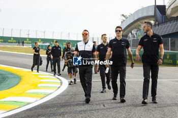 2024-07-11 - ESTRE Kevin (fra), Porsche Penske Motorsport, Porsche 963, LOTTERER André (ger), Porsche Penske Motorsport, Porsche 936, portrait during the 2024 Rolex 6 Hours of Sao Paulo, 5th round of the 2024 FIA World Endurance Championship, from July 12 to 14, 2024 on the Autódromo José Carlos Pace in Interlagos, Brazil - FIA WEC - 6 HOURS OF SAO PAULO 2024 - ENDURANCE - MOTORS