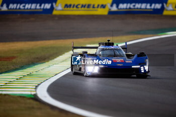 2024-07-12 - 02 BAMBER Earl (nzl), LYNN Alex (gbr), Cadillac Racing #02, Hypercar, action during the 2024 Rolex 6 Hours of Sao Paulo, 5th round of the 2024 FIA World Endurance Championship, from July 12 to 14, 2024 on the Autódromo José Carlos Pace in Interlagos, Brazil - FIA WEC - 6 HOURS OF SAO PAULO 2024 - ENDURANCE - MOTORS