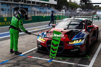 2024-07-12 - 31 FARFUS Augusto (bra), GELAEL Sean (ind), LEUNG Darren (gbr), Team WRT, BMW M4 GT3 #31, LM GT3, action during the 2024 Rolex 6 Hours of Sao Paulo, 5th round of the 2024 FIA World Endurance Championship, from July 12 to 14, 2024 on the Autódromo José Carlos Pace in Interlagos, Brazil - FIA WEC - 6 HOURS OF SAO PAULO 2024 - ENDURANCE - MOTORS