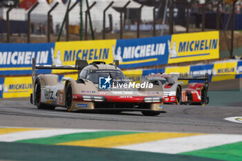 2024-07-12 - 38 RASMUSSEN Oliver (dnk), HANSON Philip (gbr), BUTTON Jenson (gbr), Hertz Team Jota, Porsche 963 #38, Hypercar, action during the 2024 Rolex 6 Hours of Sao Paulo, 5th round of the 2024 FIA World Endurance Championship, from July 12 to 14, 2024 on the Autódromo José Carlos Pace in Interlagos, Brazil - FIA WEC - 6 HOURS OF SAO PAULO 2024 - ENDURANCE - MOTORS