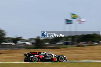 2024-07-12 - 08 BUEMI Sébastien (swi), HARTLEY Brendon (nzl), HIRAKAWA Ryo (jpn), Toyota Gazoo Racing, Toyota GR010 - Hybrid #08, Hypercar, action during the 2024 Rolex 6 Hours of Sao Paulo, 5th round of the 2024 FIA World Endurance Championship, from July 12 to 14, 2024 on the Autódromo José Carlos Pace in Interlagos, Brazil - FIA WEC - 6 HOURS OF SAO PAULO 2024 - ENDURANCE - MOTORS