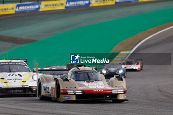 2024-07-12 - 12 STEVENS Will (gbr), NATO Norman (fra), ILOTT Callum (gbr), Hertz Team Jota, Porsche 963 #12, Hypercar, action during the 2024 Rolex 6 Hours of Sao Paulo, 5th round of the 2024 FIA World Endurance Championship, from July 12 to 14, 2024 on the Autódromo José Carlos Pace in Interlagos, Brazil - FIA WEC - 6 HOURS OF SAO PAULO 2024 - ENDURANCE - MOTORS