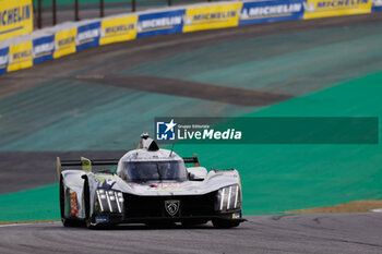 2024-07-12 - 94 DUVAL Loïc (fra), DI RESTA Paul (gbr), VANDOORNE Stoffel (bel), Peugeot TotalEnergies, Peugeot 9x8 #94, Hypercar, action during the 2024 Rolex 6 Hours of Sao Paulo, 5th round of the 2024 FIA World Endurance Championship, from July 12 to 14, 2024 on the Autódromo José Carlos Pace in Interlagos, Brazil - FIA WEC - 6 HOURS OF SAO PAULO 2024 - ENDURANCE - MOTORS