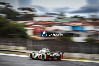 2024-07-12 - 93 JENSEN Mikkel (dnk), MULLER Nico (swi), VERGNE Jean-Eric (fra), Peugeot TotalEnergies, Peugeot 9x8 #93, Hypercar, action during the 2024 Rolex 6 Hours of Sao Paulo, 5th round of the 2024 FIA World Endurance Championship, from July 12 to 14, 2024 on the Autódromo José Carlos Pace in Interlagos, Brazil - FIA WEC - 6 HOURS OF SAO PAULO 2024 - ENDURANCE - MOTORS