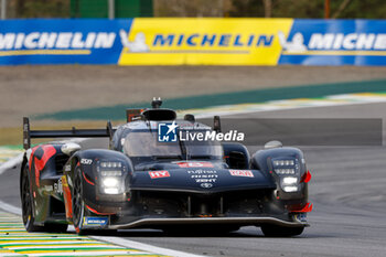 2024-07-12 - 08 BUEMI Sébastien (swi), HARTLEY Brendon (nzl), HIRAKAWA Ryo (jpn), Toyota Gazoo Racing, Toyota GR010 - Hybrid #08, Hypercar, action during the 2024 Rolex 6 Hours of Sao Paulo, 5th round of the 2024 FIA World Endurance Championship, from July 12 to 14, 2024 on the Autódromo José Carlos Pace in Interlagos, Brazil - FIA WEC - 6 HOURS OF SAO PAULO 2024 - ENDURANCE - MOTORS