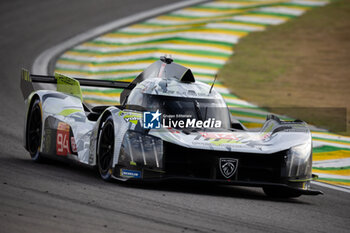 2024-07-12 - 94 DUVAL Loïc (fra), DI RESTA Paul (gbr), VANDOORNE Stoffel (bel), Peugeot TotalEnergies, Peugeot 9x8 #94, Hypercar, action during the 2024 Rolex 6 Hours of Sao Paulo, 5th round of the 2024 FIA World Endurance Championship, from July 11 to 14, 2024 on the Autódromo José Carlos Pace in Interlagos, Brazil - FIA WEC - 6 HOURS OF SAO PAULO 2024 - ENDURANCE - MOTORS