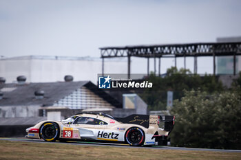 2024-07-12 - 38 RASMUSSEN Oliver (dnk), HANSON Philip (gbr), BUTTON Jenson (gbr), Hertz Team Jota, Porsche 963 #38, Hypercar, action during the 2024 Rolex 6 Hours of Sao Paulo, 5th round of the 2024 FIA World Endurance Championship, from July 11 to 14, 2024 on the Autódromo José Carlos Pace in Interlagos, Brazil - FIA WEC - 6 HOURS OF SAO PAULO 2024 - ENDURANCE - MOTORS